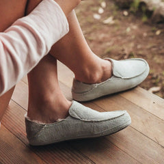 Nohea Slipper - Pale Grey